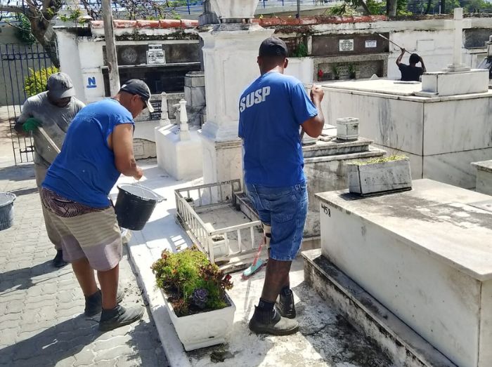 Cabo Frio prepara cemitérios para receber fiéis no Dia de Finados