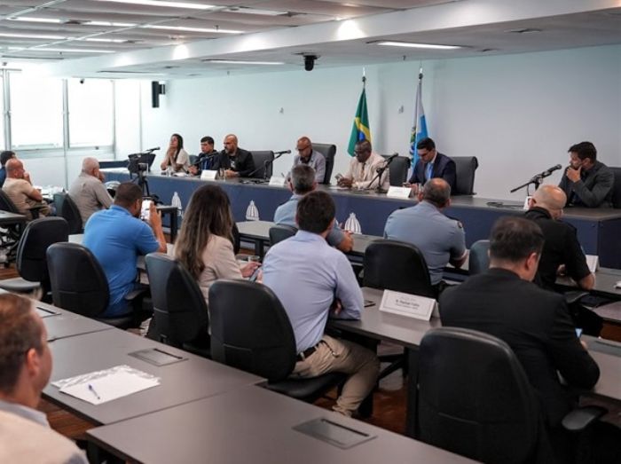 Deputados do Rio querem acabar com escala de 24×48 horas da PM