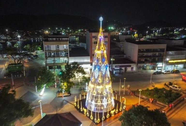 Cabo Frio da início ao Natal Sesc RJ 2024 com iluminação especial e atrações gratuitas