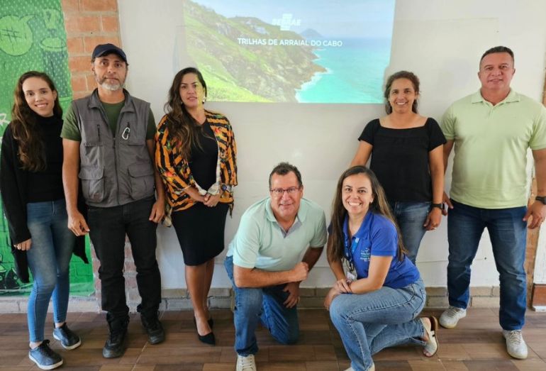 Arraial do Cabo promove reunião com o objetivo de fomentar turismo de trilhas no município