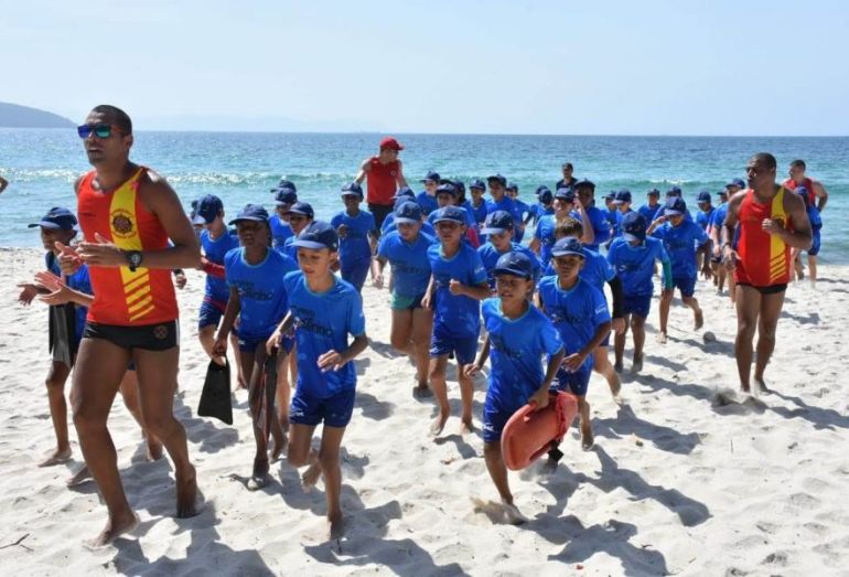 Verão começa com tudo: Projeto Botinho inicia atividades no dia 21 em Cabo Frio e região