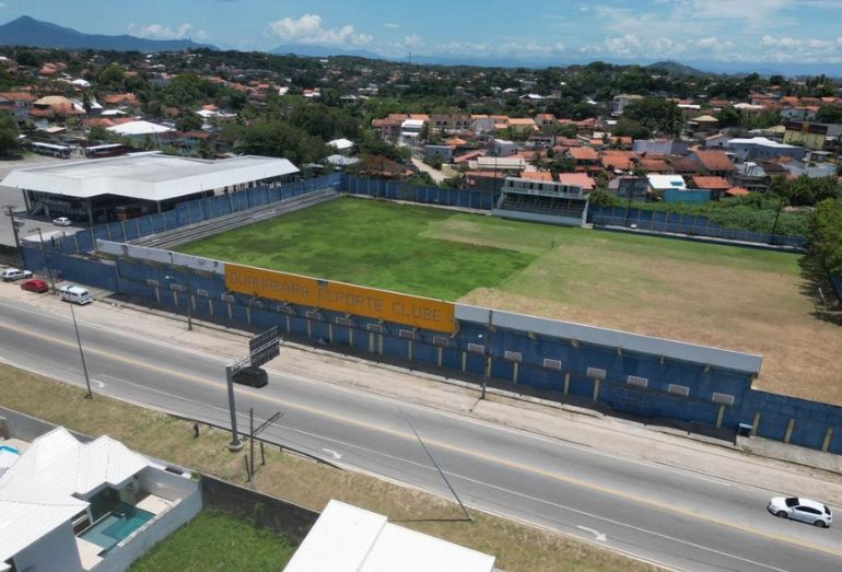 Estádio Milésimo Gol: Araruama inaugura estádio que eterniza o legado de Pelé, o Rei do Futebol