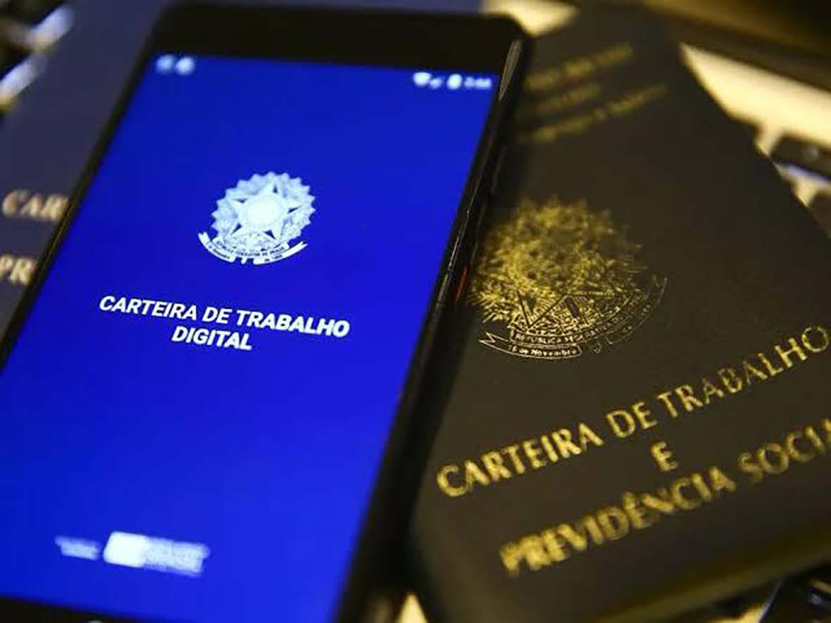 Secretaria divulga novas oportunidades de emprego para diversos setores em Arraial do Cabo