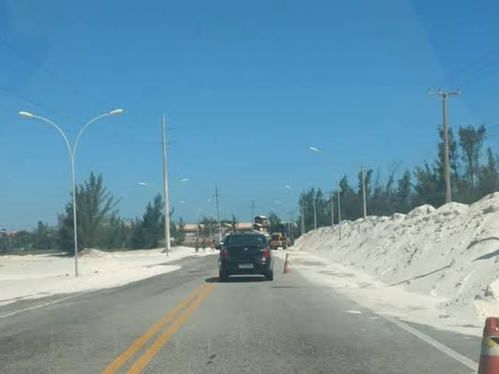 Trânsito alterado no Carnaval: confira as vias bloqueadas e seus horários em Arraial do Cabo