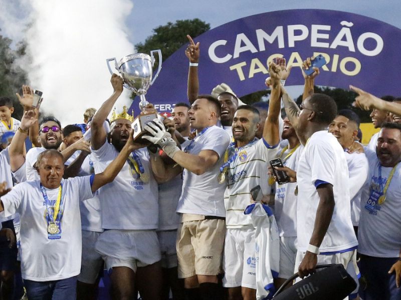 Time de Saquarema vence de novo e levanta 1º título em seu 2º ano na elite estadual