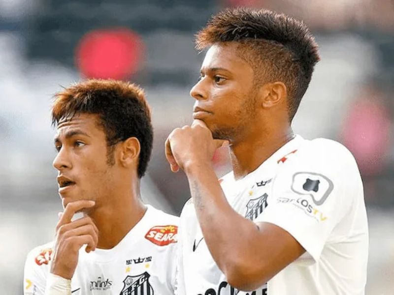 Novo presidente da Cabofriense, ex-parça de Neymar recebe apoio de jogadores e ex-jogadores