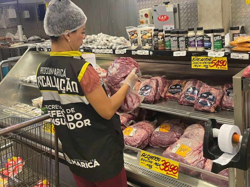 Denúncias anônimas levam Procon de Maricá a encontrar quase 600 kg de carnes vencidas