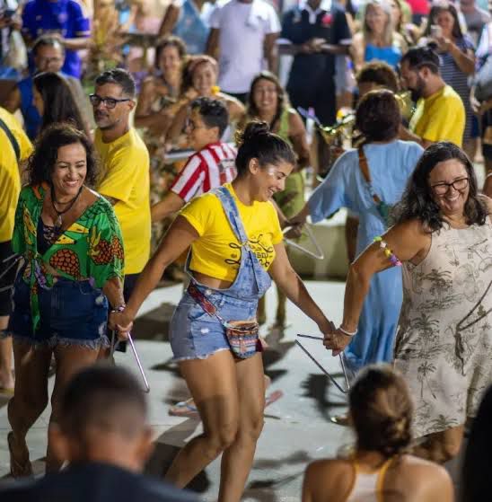 Prefeitura de Cabo Frio suspende eventos de Carnaval após morte de ambulante