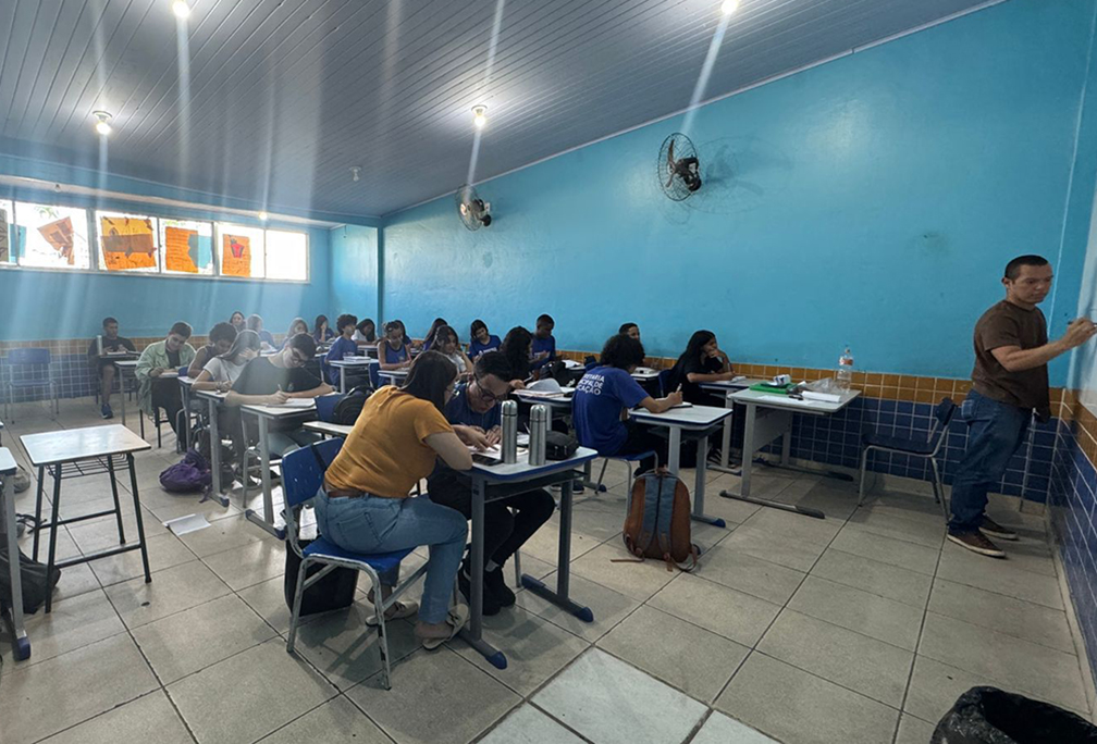 Alunos de Cabo Frio se preparam para o SAEB com simulados e apoio pedagógico