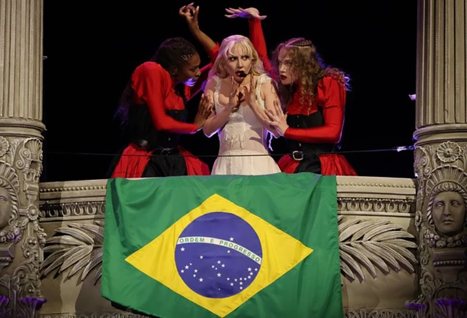Feriadão com show da Lady Gaga também eleva taxa de ocupação hoteleira na Região dos Lagos