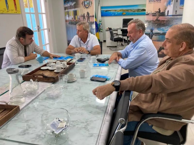 Visita do presidente da Embratur reforça importância de Búzios no turismo nacional e internacional