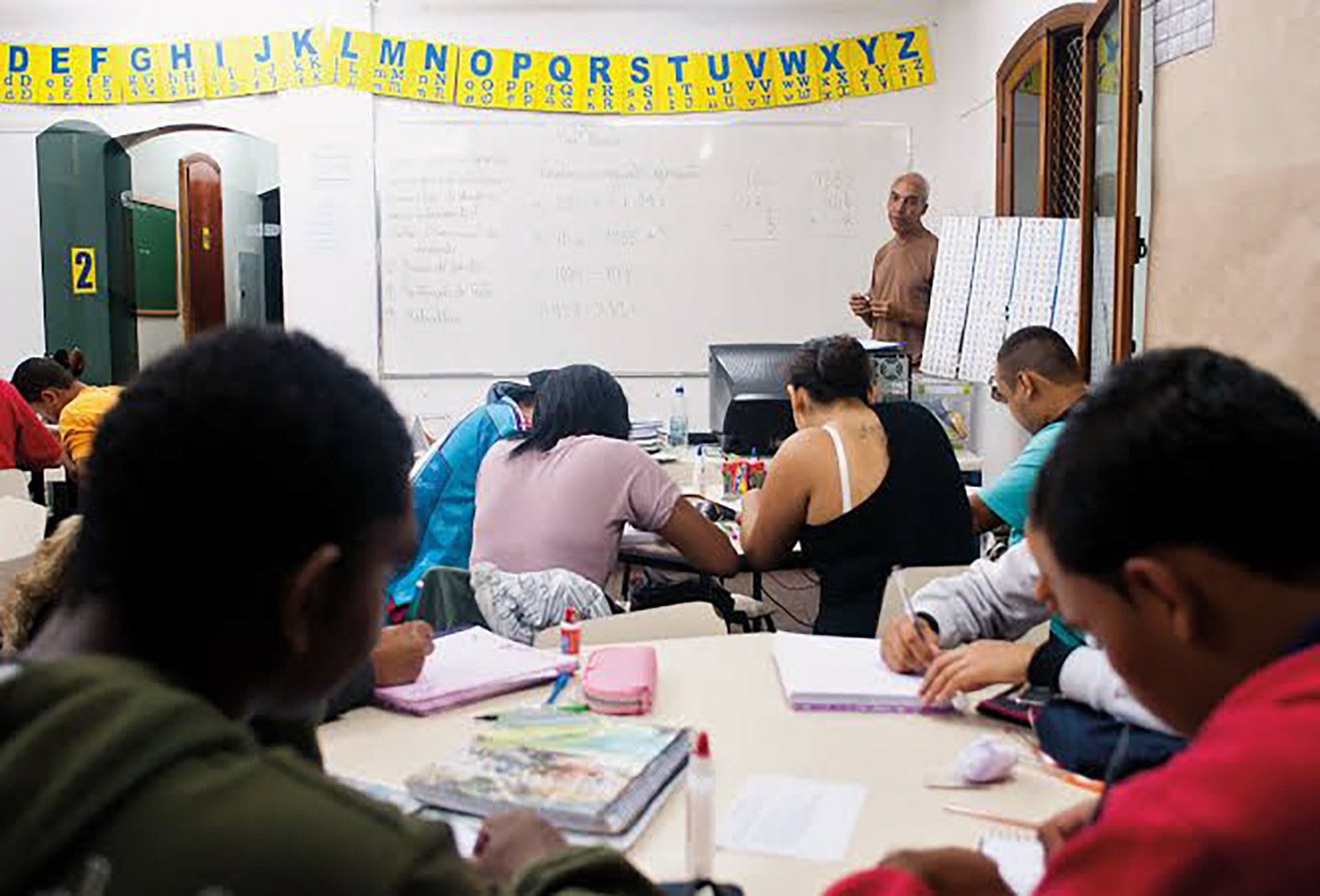 Cabo Frio fortalece a EJA abrindo novidades no ensino