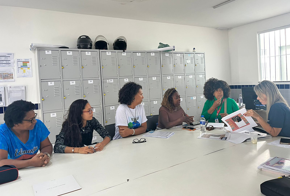 Educação antirracista ganha espaço nas salas de aula de Arraial do Cabo