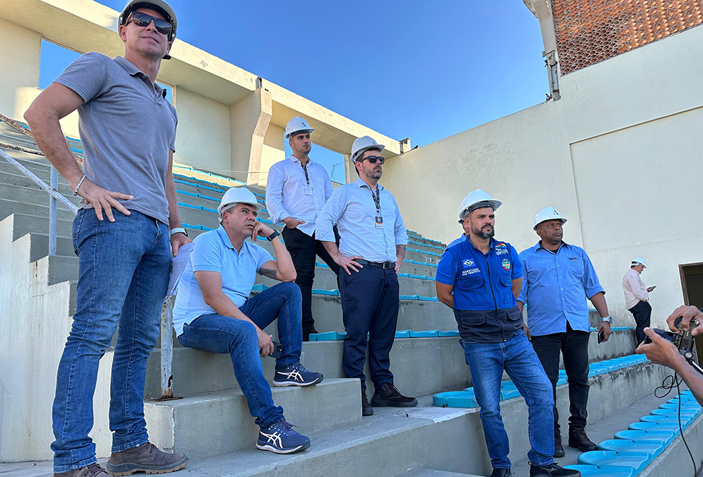Obras retomadas no Ginásio Poliesportivo Alfredo Barreto, em Cabo Frio