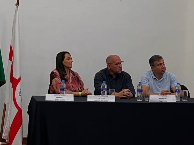 Prefeita de Saquarema fala sobre transformação da cidade em reunião de Consórcio da Região dos Lagos