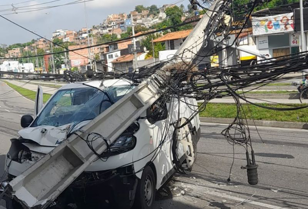 Cabo Frio e Araruama sofrem com número de batidas de carros em postes de luz em 2025