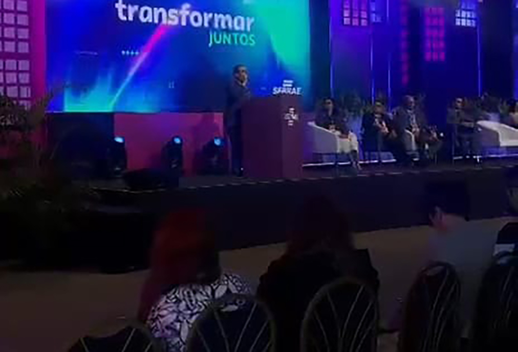 Representantes de Arraial do Cabo participam de evento nacional sobre políticas públicas e inovação