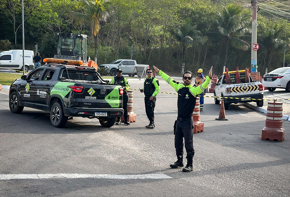 Governo do Estado inicia melhorias na principal via de Arraial do Cabo