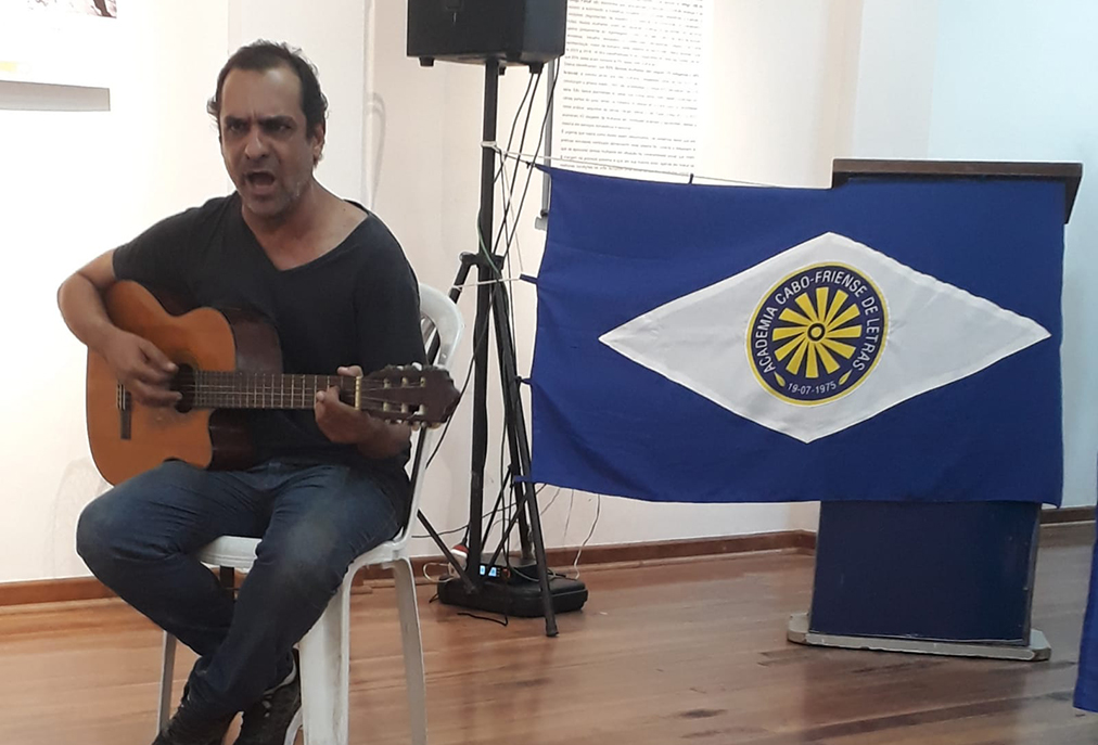 Cabo Frio se conecta ao BRICS com projeto bilíngue que une poesia, música e educação