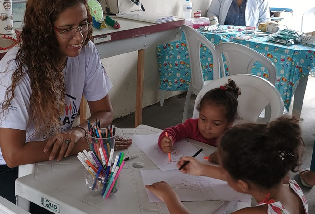 Arraial do Cabo promove mutirão de serviços sociais no distrito de Figueira