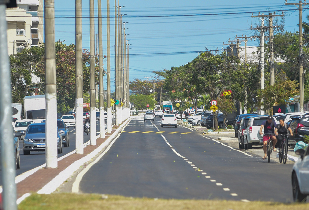 Obras de recapeamento avançam e mudam trânsito no Centro de Cabo Frio