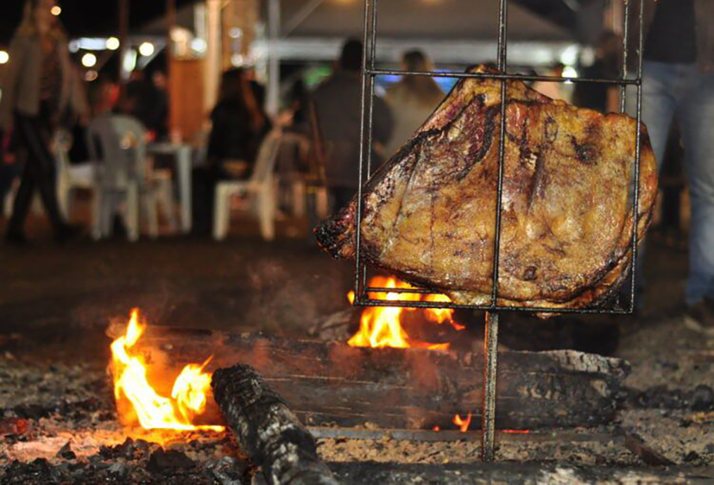 Arraial do Cabo recebe três dias de festival com gastronomia e shows musicais