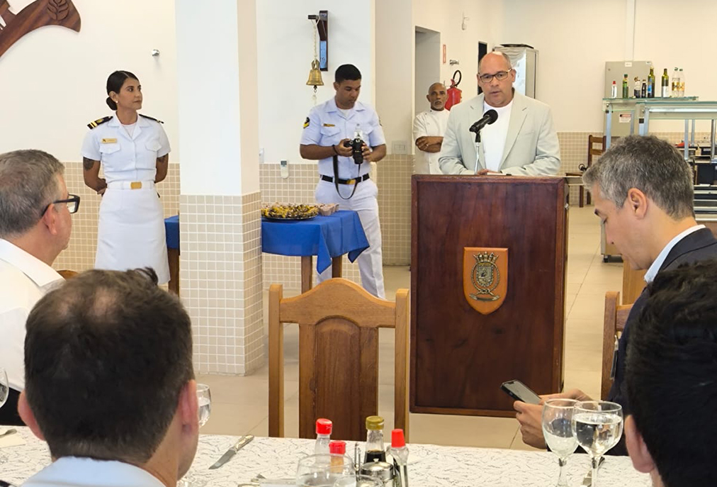 Crianças e adolescentes de Arraial do Cabo participam do Profesp