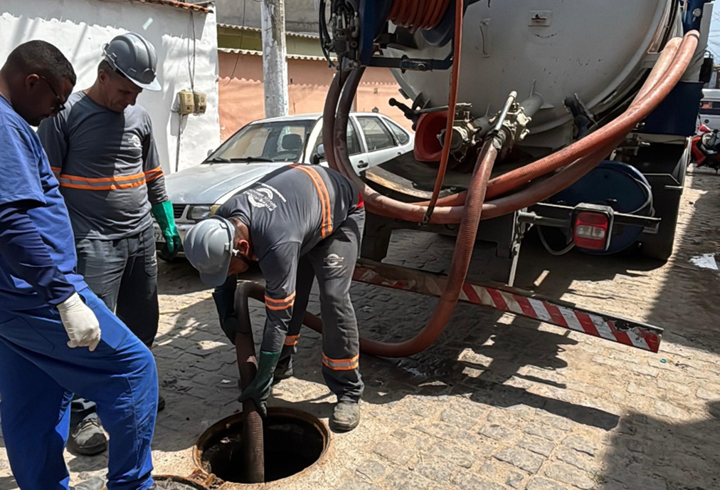 Cabo Frio reforça sistema de escoamento de águas pluviais no Manoel Corrêa