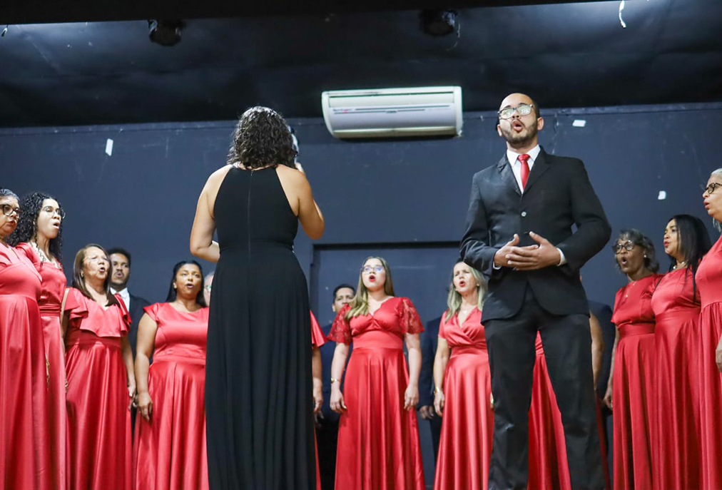 Cabo Frio se consolida como referência cultural com Encontro de Corais