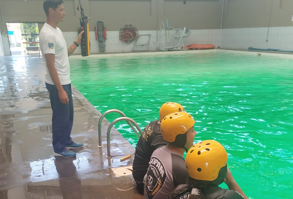 Treinamento do Gopam, em São Pedro da Aldeia, reforça preparo para emergências marítimas
