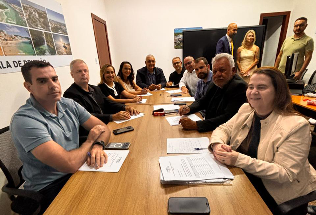 Região dos Lagos formaliza denúncia à Aneel por quedas de energia